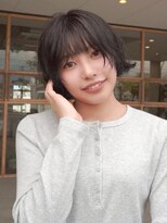 ハレ(hale)&nbsp;暗髪グレージュ 似合わせパーマ ショートパーマ 20代