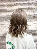 ビスカーム 浦和店(Vis calm)&nbsp;ほつれウェーブ×極上グレージュで叶えるこなれミディ 浦和