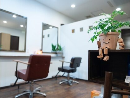サロン ド プリエ(Salon de Prier)の写真