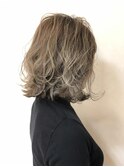 ミルクティーベージュ