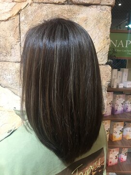 クレドガーデン 綾瀬店(CRED GARDEN) アッシュカラー＋ハイライト