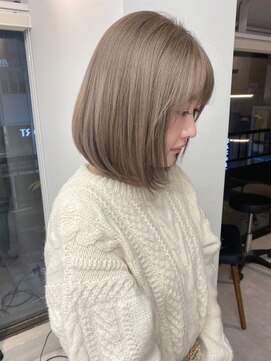 ラル 立川(lar) ミルキーベージュ_ オリーブカラーハイライトカラードレスヘア