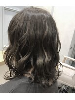 エクラート リラ 立川店(ECLART lilas.) 【ECLART lilas】赤み消しイルミナカラー 《吉田》