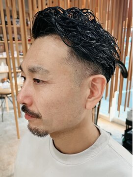 エガク(egaku) メンズパーマ スタイル