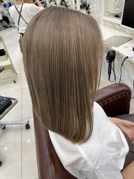 ティンク 関内(Tink) ミルクティーベージュ