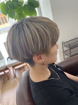 ロケール(locale) マッシュ刈り上げ