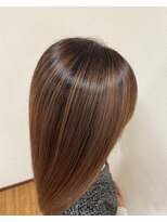 ラプチャー(RAPTURE) レイヤーカットウェットヘアのような酸性ストレート