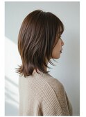 ミディアムレイヤー/人気のくびれシルエット