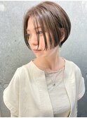 ショートボブ オリーブグレージュ