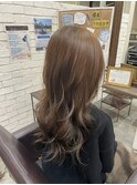 ベージュカラー