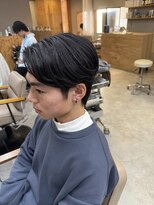 ノーマ(no-ma)&nbsp;【センターパート】直毛・毛流れが出にくい方に