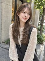 フィエルウメダ(Fier umeda)&nbsp;顔周りレイヤー×透明感ベージュロング