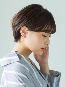 シータ(sheta) 【表参道sheta/堅田祐介】耳かけも◎前下がり小顔ショートヘア