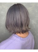 グレーベージュ