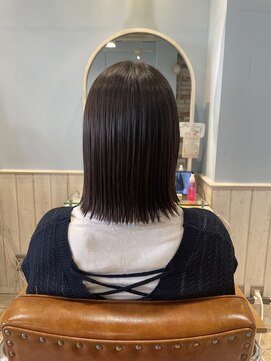 ロコ 門前仲町店(Loco by neolive) きりっぱなしボブ[門前仲町/ハイライト/白髪ぼかし/カラー]