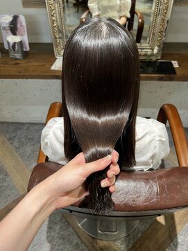 ムーン(moon) #大人ガーリー#チョコレート#モードヘア#プリカール