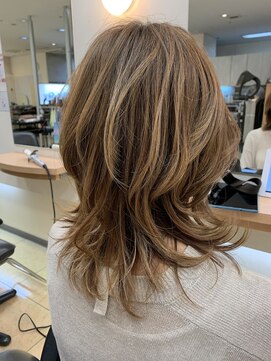 ブルースカイ 二俣川ドンキホーテ店(Blue-Sky) ミルクティーベージュのハイライトカラー