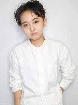 バース(BIRTH) 天神【BIRTH】センターパート×カールハンサムショート