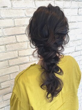 ハウス(HAUS.) 編みおろしヘア／ヘアアレンジ／ヘアセット／パーティーヘア