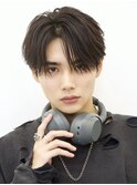 束感センターパートダウンパーマ刈り上げツーブロック