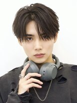 エイド 渋谷(aid)&nbsp;束感センターパートダウンパーマ刈り上げツーブロック