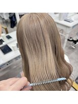 リミットバイアフィナー 大宮店(limit by Afinar) ミルクティーカラー