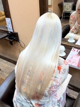 モアムー(Moremuu) [kano]ホワイトブロンド