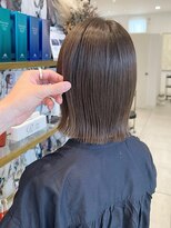 アルティーナ(altina) 透明感ナチュラルブラウン/ミディアムボブ/艶髪