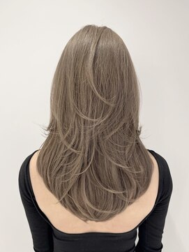 ムード(MOOD,) イメチェン/ピンクベージュ/アンブレラカラー/前髪/銀座駅