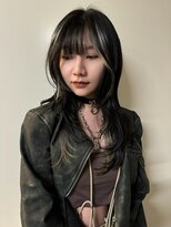 イェン(Yen.) ポイントデザインカラーレイヤーカットハッシュカットハイライト