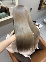 シークス(SYKTH.) white beige