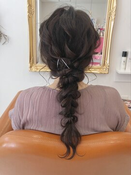 ヘアーサロン シム(hair salon Cime) 編みおろしアレンジ【Cime】