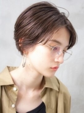 ケアリー 武蔵小杉(Carelly) 前髪かき上げイメチェンイヤリングカラーラベンダーカラーくびれ