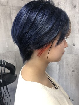 エンド(END) 小顔に見えるナチュラルボブ+インナーカラー