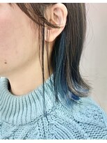 ゼン(ZEEN)&nbsp;ブルーのイヤリングカラー　〔ZEEN札幌店　北河　潤〕@20代30代