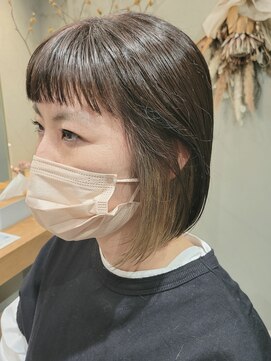 トレ(TRE) インナーカラーボブ