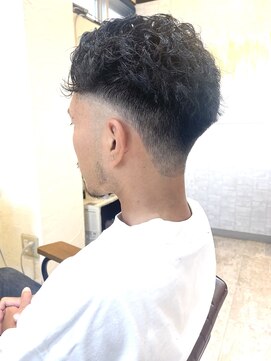 クオリア(Quaria) バーバーフェードスタイル