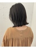 切りっぱなしボブと透けカラー
