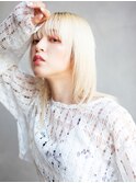 10代20代30代『ミディアムレイヤー×ホワイトブロンド』＃池袋駅