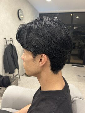 バーバーサンクチュアリ(Barber Sanctuary) 毛流れニュアンスカール