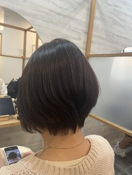 ジーナ 福岡千早(Zina) 髪質改善＊トップふんわりショート＊美髪【Zina千早】