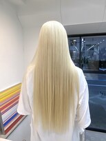 ニュート(Neut )&nbsp;ホワイトブロンド/ホワイト/ブリーチ/抜きっぱなし