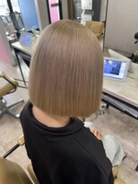 アジールヘア 所沢プロペ通り店(agir hair) ミルクティーベージュ ブリーチカラー