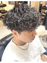 フリークバーバーショップ 烏丸御池店(FREAK BARBER SHOP)