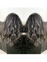 オースト ヘアー ステラ 新宿店(Aust hair Stella)&nbsp;コントラストハイライト×ダークグレージュ【KIZASHI】