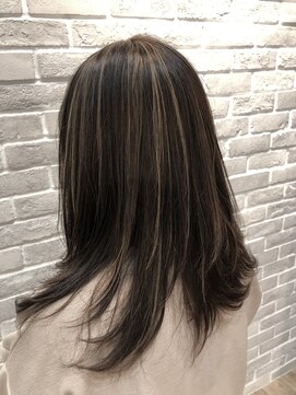 ヴォランチヘア(Volante.Hair) 白髪染とハイライト