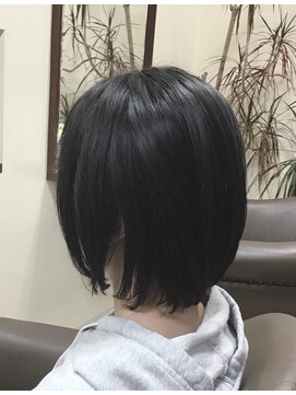 エム クゥール m.coeur ナチュラルショート