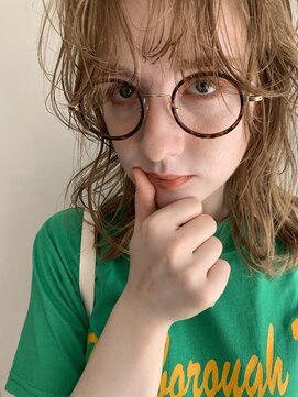 フランチェスカ(Francesca) ウルフパーマ　レイヤーカット