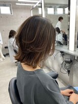 イキ 表参道(iki omotesando)&nbsp;モード/無造作ウェーブ/大人ガーリー[表参道駅]