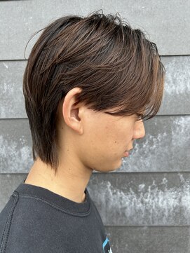 ヒュイル バイ ニアウ(Hwyl by Niau) メンズマッシュパーマセンターパートパーマニュアンスパーマ